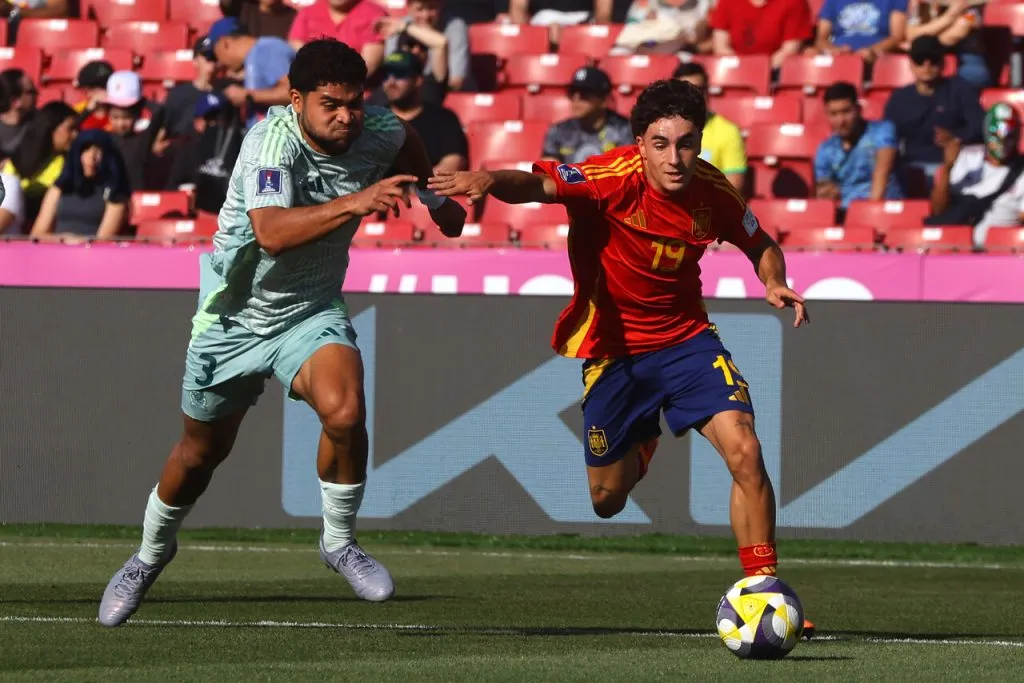 Un partidazo se vivió en el Estadio Nacional | Foto: Photosport