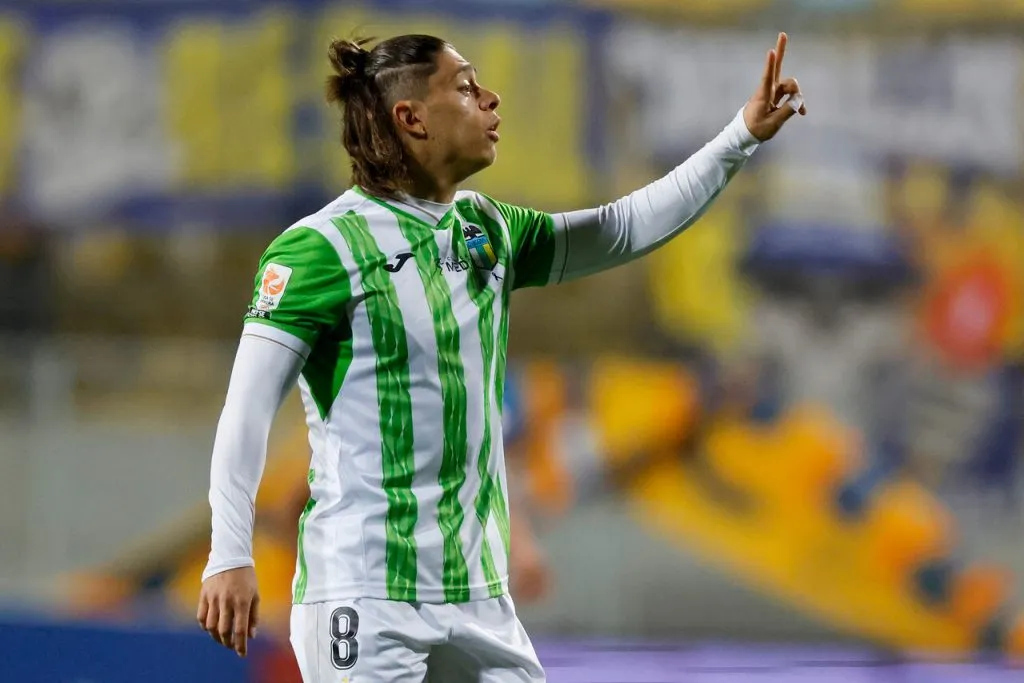 Montecinos perdió lugar en O’Higgins. | Foto: Photosport