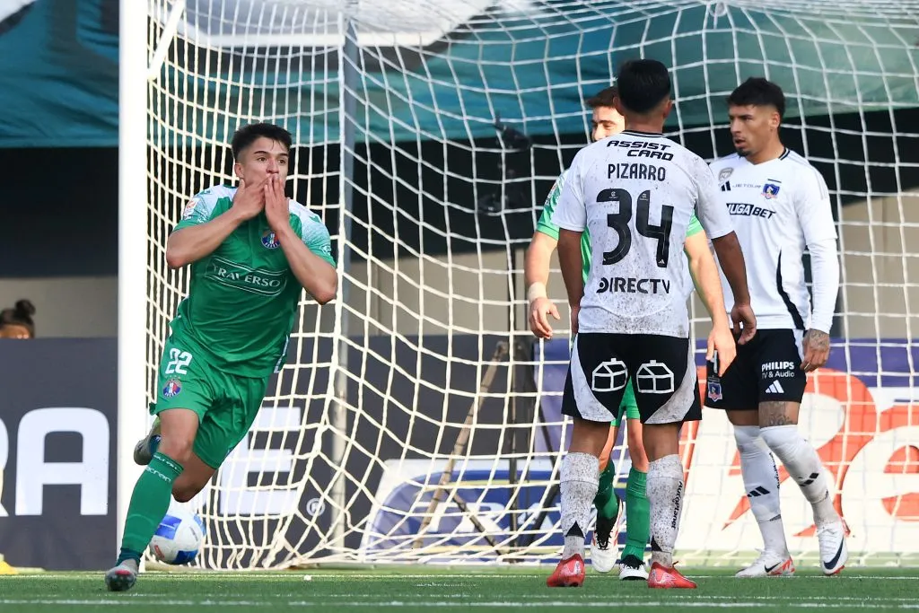 Jorge Espejo celebrando un gol con la camiseta de Audax Italiano ante Colo Colo | Felipe Zanca/Photosport