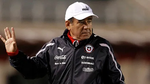 Pese a las críticas, César Vaccia salió a alabar a dos jugadores de Chile.