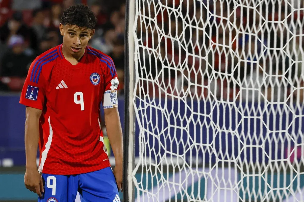 Juan Francisco Rossel no ha logrado exhibir su mejor versión en La Roja sub-20. (Créditos: Photosport)