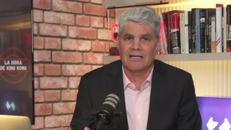 Juan Cristóbal Guarello es claro en el tema Manuel Pellegrini.