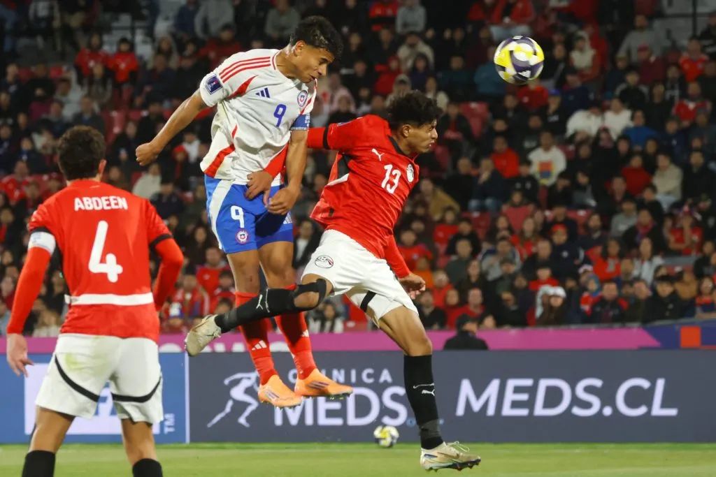 Rossel y una de sus oportunidades desperdiciadas ante Egipto | FOTO: Jonnathan Oyarzun/Photosport