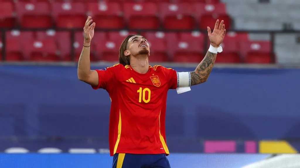 España ruega por el milagro para seguir con vida en el Mundial Sub 20. (Foto: Jonnathan Oyarzun/Photosport)
