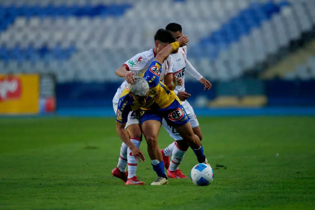 Arde la Primera B tras el triunfo de U. de Concepción (Photosport).