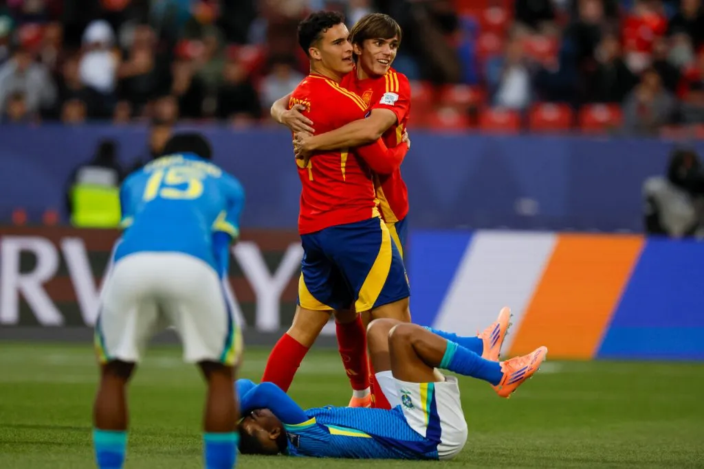 España dejó afuera a Brasil. | Foto: Photosport