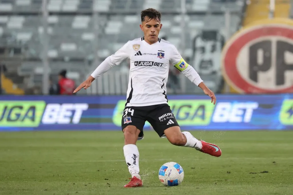 Ortiz elogia a Pizarro | Foto: Photosport