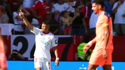 Alexis Sánchez anotó para el Sevilla ante Barcelona