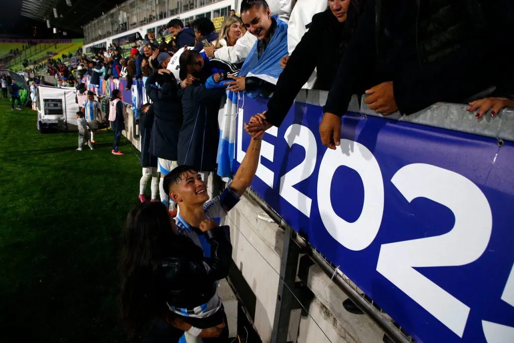 El público argentino no lo ha pasado bien en Chile | Foto: Photosport