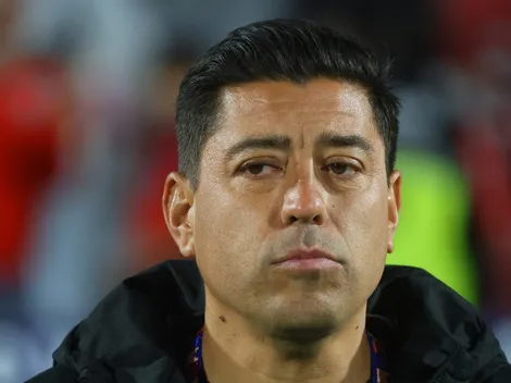 Comentarista retoma su sitio web prestándole ropa a Córdova: esto dijo