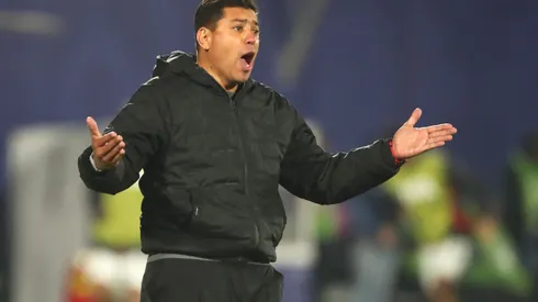 Critican la decisión de que Nicolás Córdova sea el DT de la selección chilena.