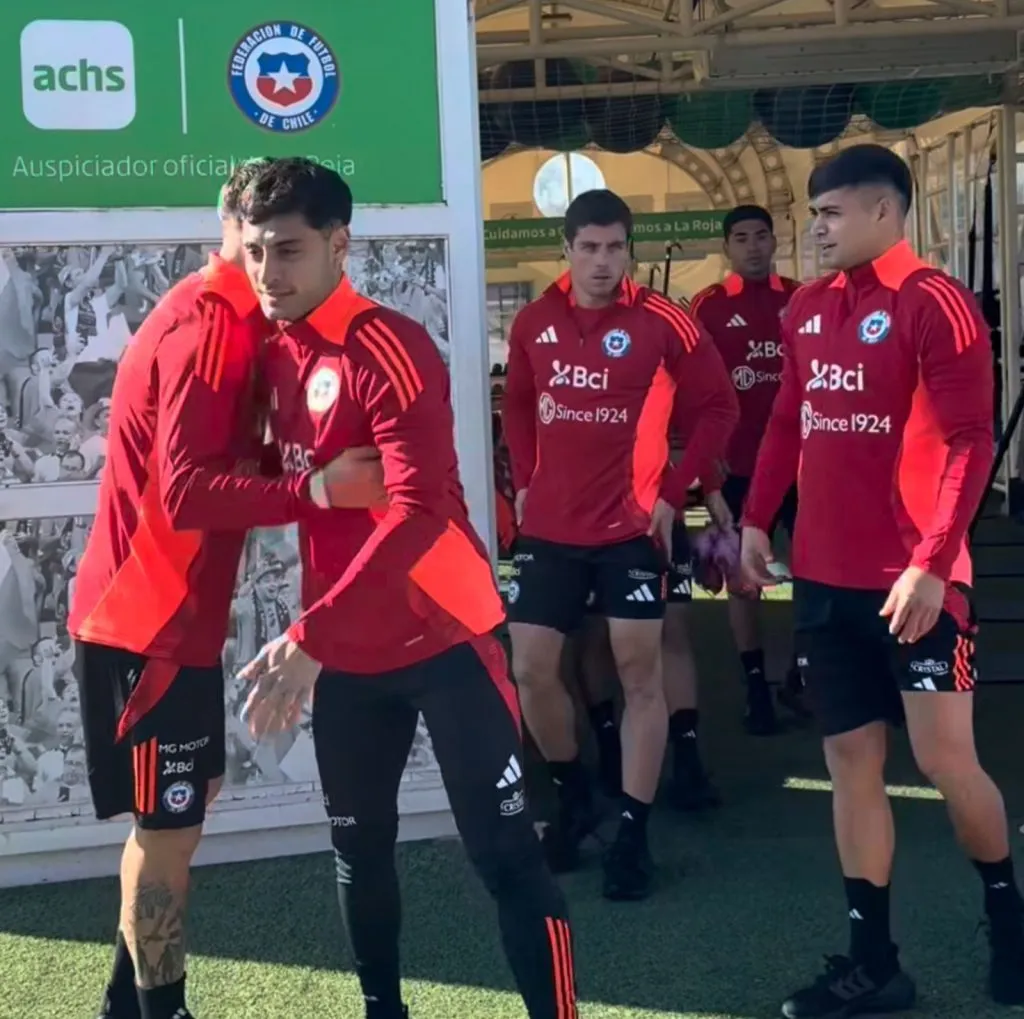 Los jugadores de la U se sumaron a los trabajos | Foto: Captura La Roja