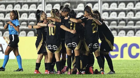Colo Colo femenino saldrá esta tarde a buscar su paso a los cuartos de final de Copa Libertadores (Foto: Colo Colo fem)