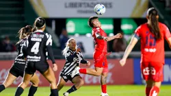 Las Leonas siguen vivas en la Copa Libertadores Fem