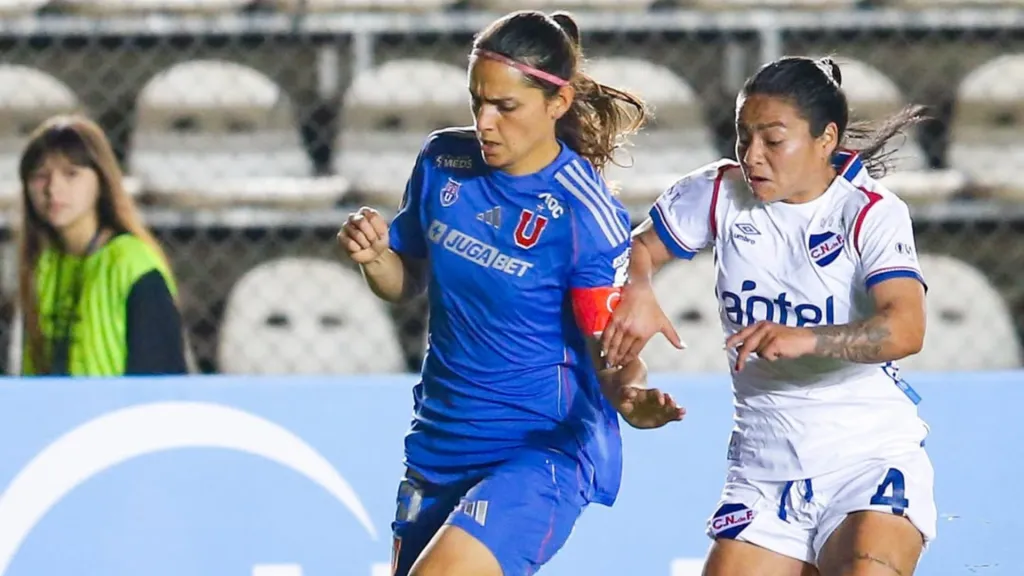 Los hinchas de Universidad de Chile sufren en la Copa Libertadores Femenina. (Créditos: Prensa UCH)