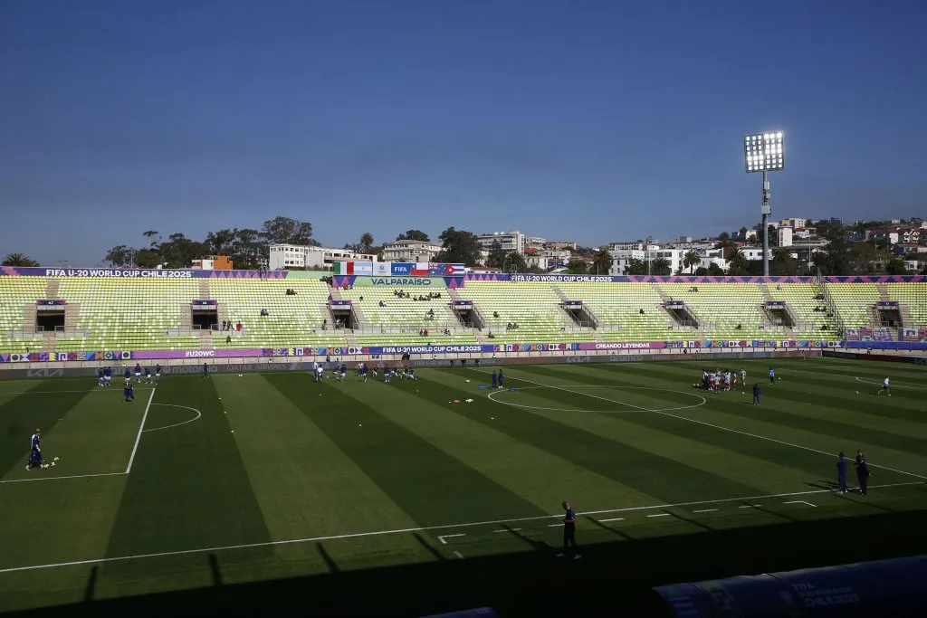 Futbol, Italia vs Cuba.
Mundial sub 20, Chile 2025.
Estadio Elias Figueroa antes de un partido del grupo D del mundial sub 20 entre Italia y Cuba, realizado en Valparaiso, Chile.
01/10/2025
Sebastian Cisternas/Photosport

Football, Italy vs Cuba.
U-20 World Cup Championship.
Elias Figueroa stadium prior to a Group D match of the U-20 World Cup between Italy and Cuba, at Valparaiso, Chile.
01/10/2025
Sebastian Cisternas/Photosport
