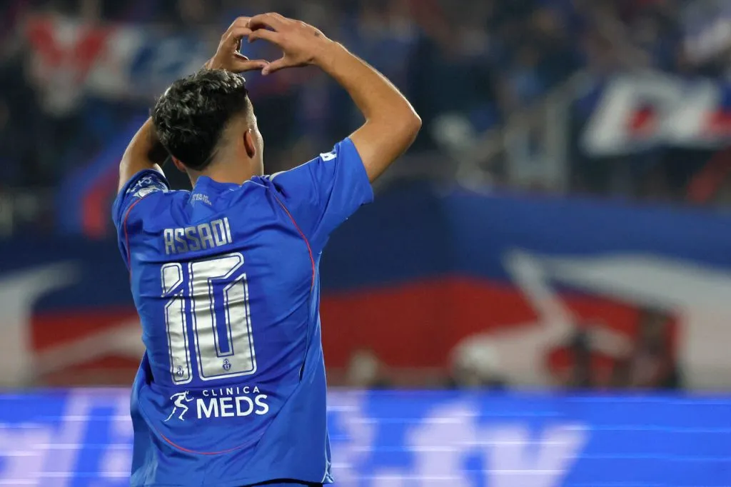 Assadi le pide a la U jugarsela por el Estadio Nacional | Foto: Photosport