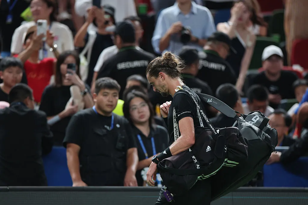 Alexander Zverev cayó sorpresivamente en la R3 del Masters de Shanghái (Getty Images).