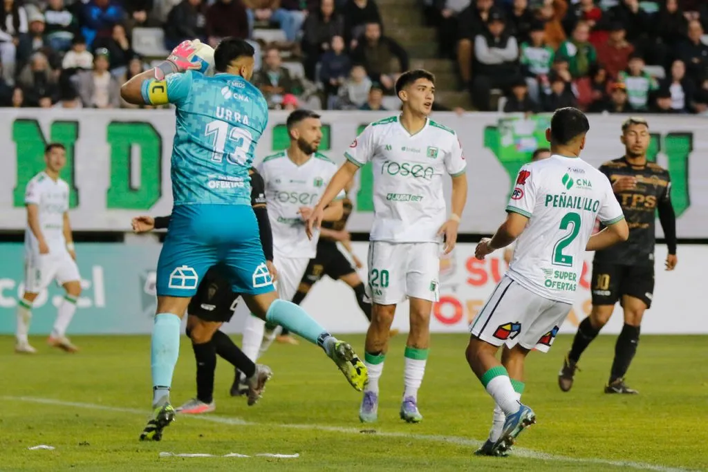 Deportes Temuco no levanta cabeza en el Ascenso (Photosport).