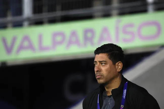 Nicolás Córdova sintió la reprobación del público en Valparaíso. (Foto: Andrés Piña/Photosport)