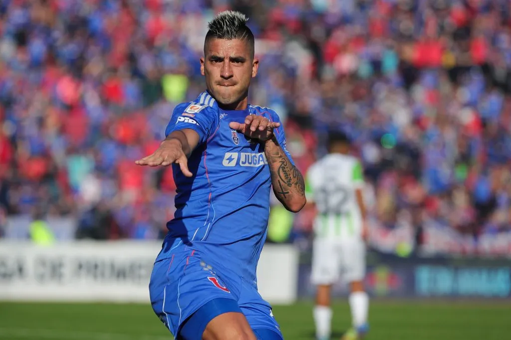 Héctor Hoffens pidió la continuidad de Leandro Fernández en Universidad de Chile. (Créditos: Photosport)