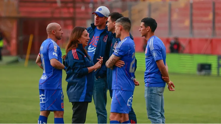 La U recibirá a Lanús en Santiago.