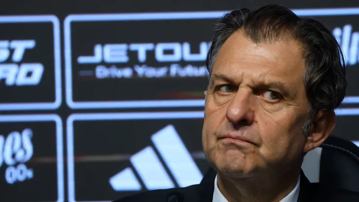 Aníbal Mosa se defiende ante nuevo rechazo a los estados financieros de Blanco y Negro. (Foto: Jonnathan Oyarzún/Photosport)