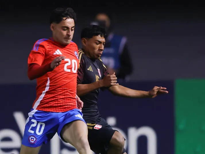 Con gol en el último minuto: La Roja se impone en casa ante Perú