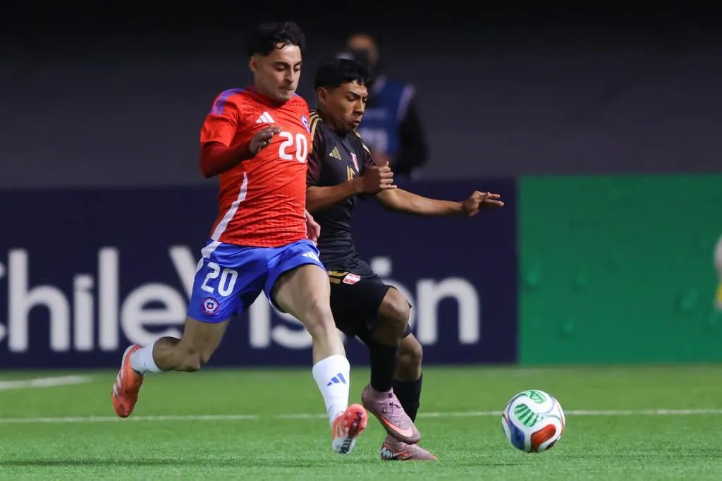 Javier Altamirano jugó 83′ ante Perú