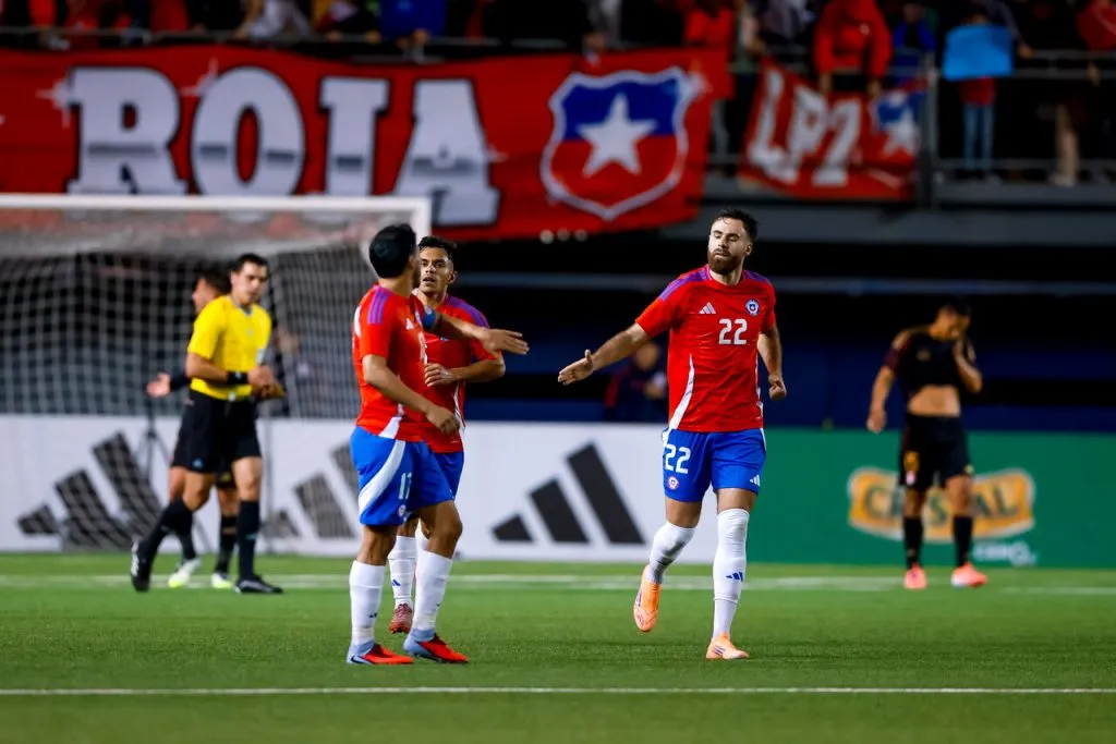 Chile venció a Perú por 2-1. | Foto: Photosport