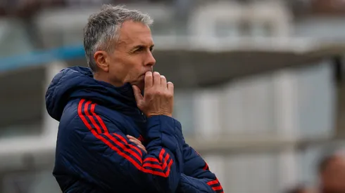 Gustavo Álvarez podría dejar Universidad de Chile y ya tienen a un posible reemplazo en caso de su salida (Foto: Photosport)