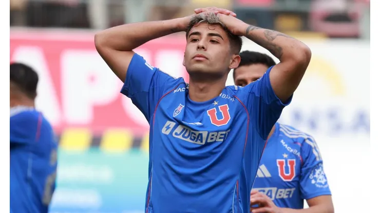 Lucas Assadi es la única baja de Universidad de Chile para enfrentar a Lanús. (Imagen: Photosport)