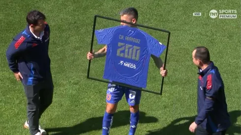 Charles Aránguiz recibe los elogios en la Universidad de Chile