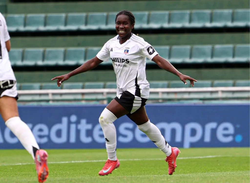 Mary Valencia ha marcado todos los goles de Colo Colo (5) en esta Copa Libertadores. (Foto: @ColoColoFem)