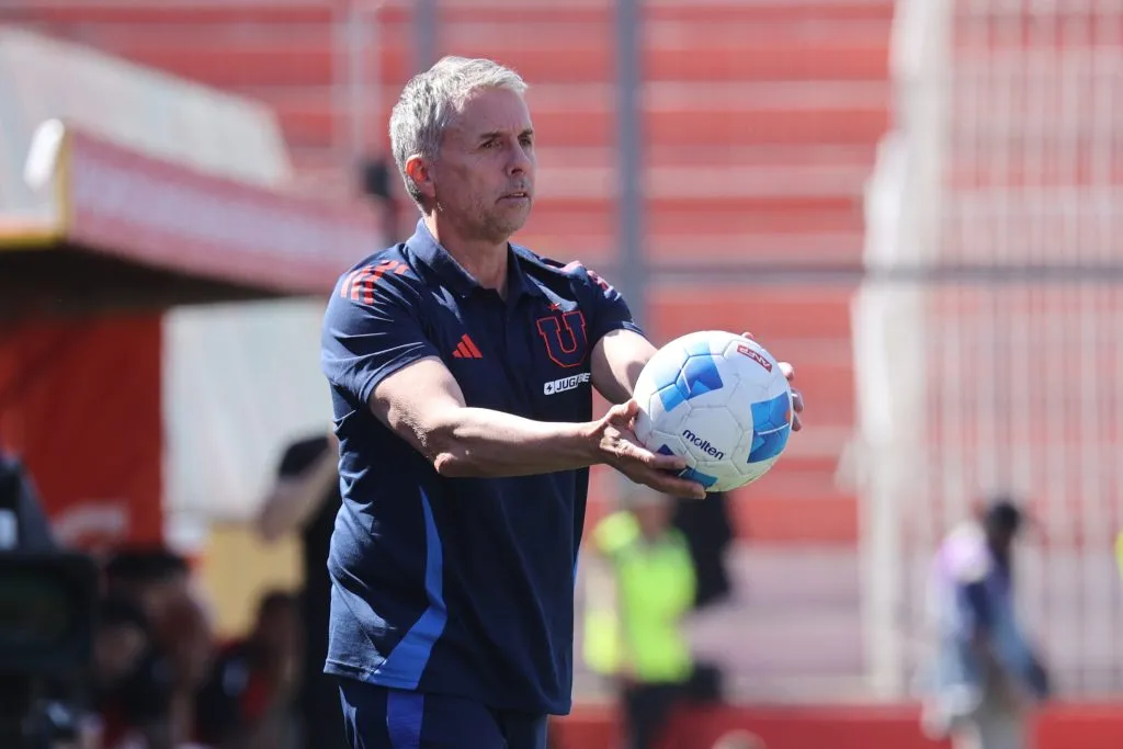 Gustavo Álvarez no se tomó de buen humor el rumor de su salida de la U | FOTO: Dragomir Yankovic/Photosport