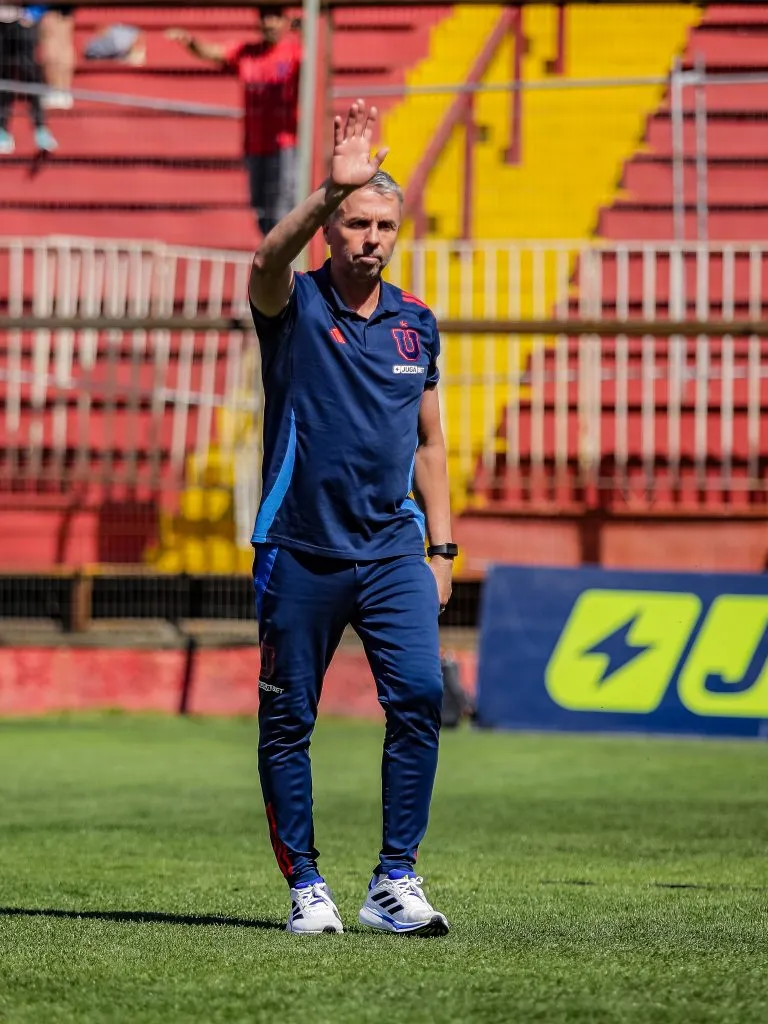 Gustavo Álvarez recibió 100% de apoyo de los hinchas de la U (Cristián Vargas – La Magia Azul)