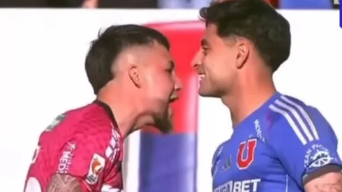 Las cámaras de TNT Sports captaron una discusión de ambos futbolistas.