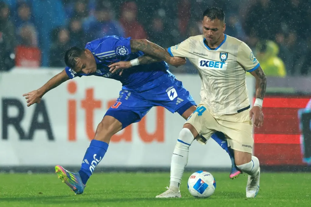 Huachipato tiene que enfrentar a la U en un par de semanas. | Foto: Photosport