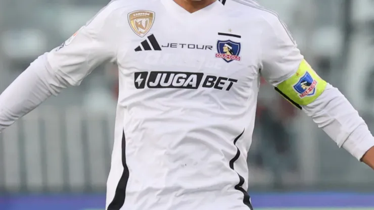 Estos dos futbolistas tienen que retornar a Colo Colo a fines de 2025.