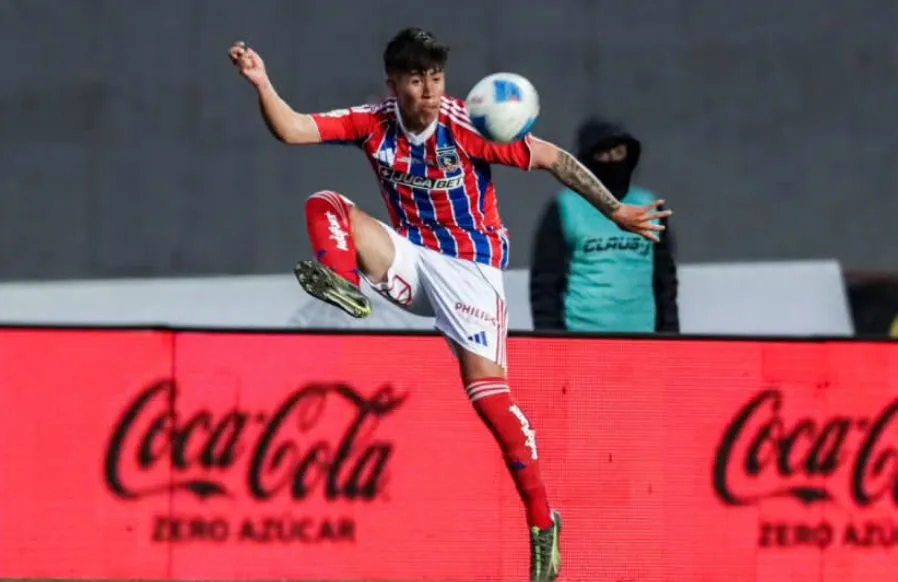 Víctor Campos fue titular en el amistoso de Colo Colo con Deportes Puerto Montt.