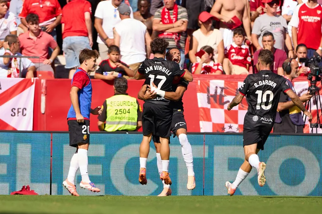 Mallorca sorprende a Sevilla como forastero.