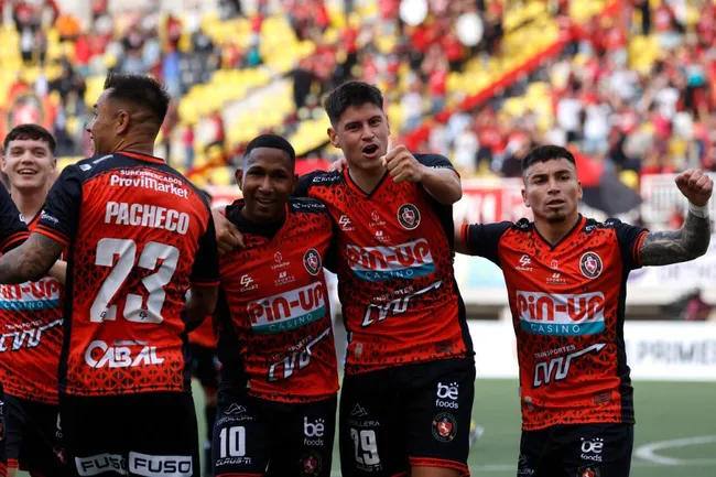 Deportes Limache festejó en casa ante Cobresal (Photosport).