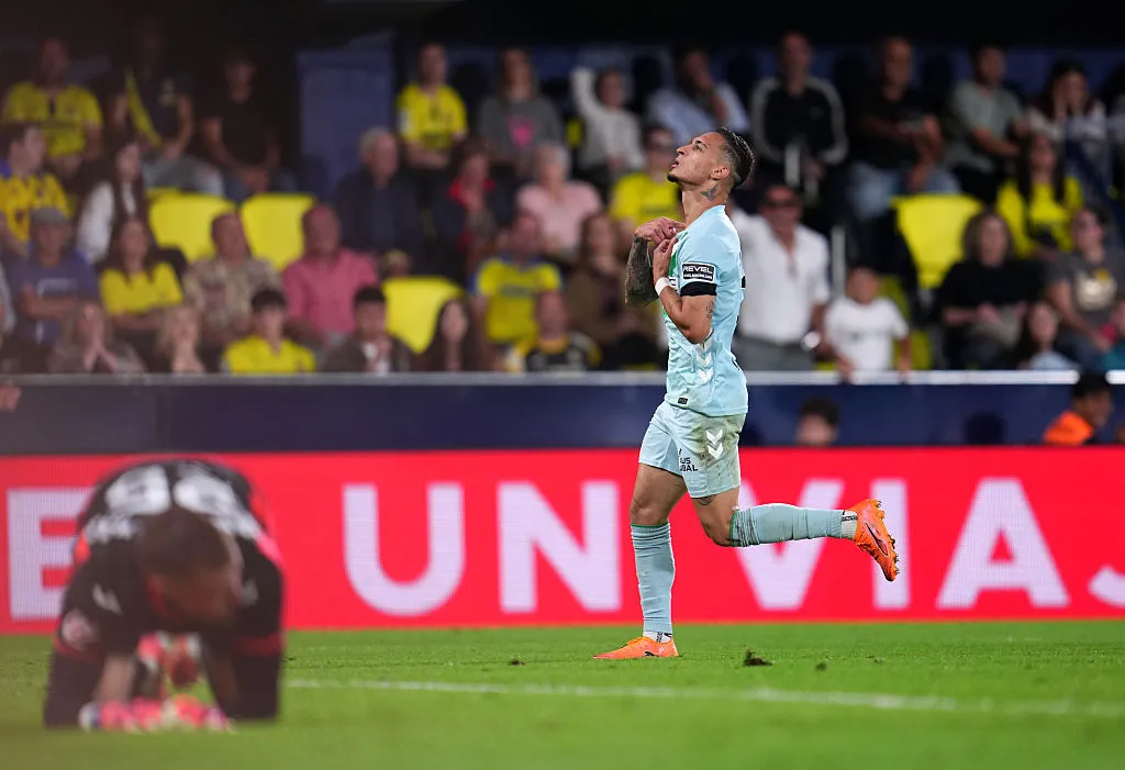 Real Betis festejó un empate agónico gracias a un doblete de Antony (Getty Images).