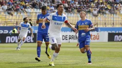 Universidad Católica goleó a Everton en Sausalito. (Foto: Raúl Zamora/Photosport)