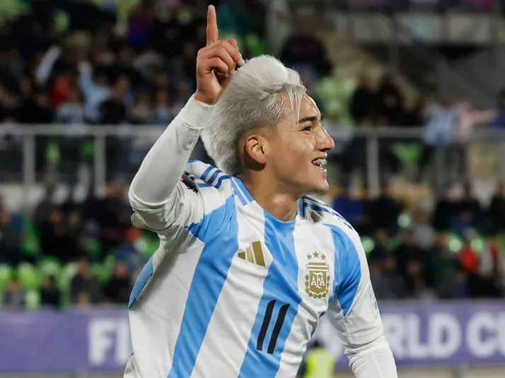 Cambió a La Roja por Argentina y su padre revela la razón