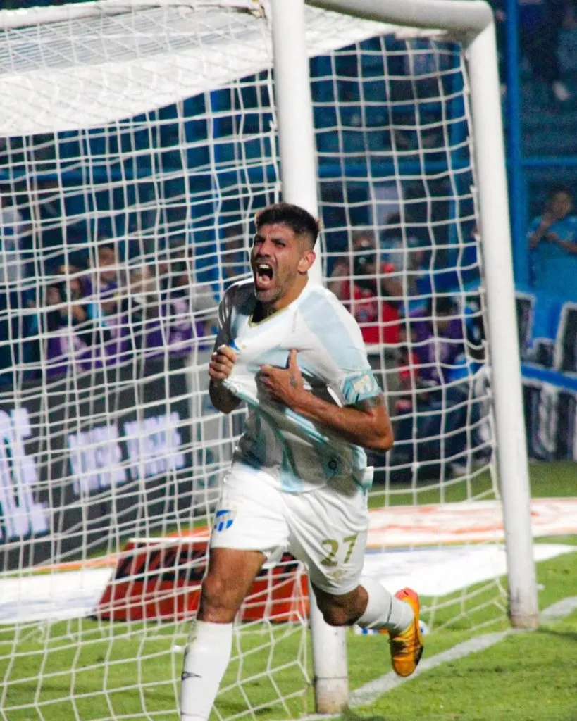 Leandro Díaz festejando uno de sus goles en Atlético Tucumán | FOTO: Instagram