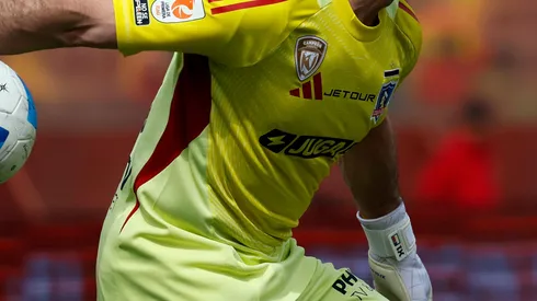 En Colo Colo vuelven a interesarse en un arquero internacional. (Foto: Photosport)