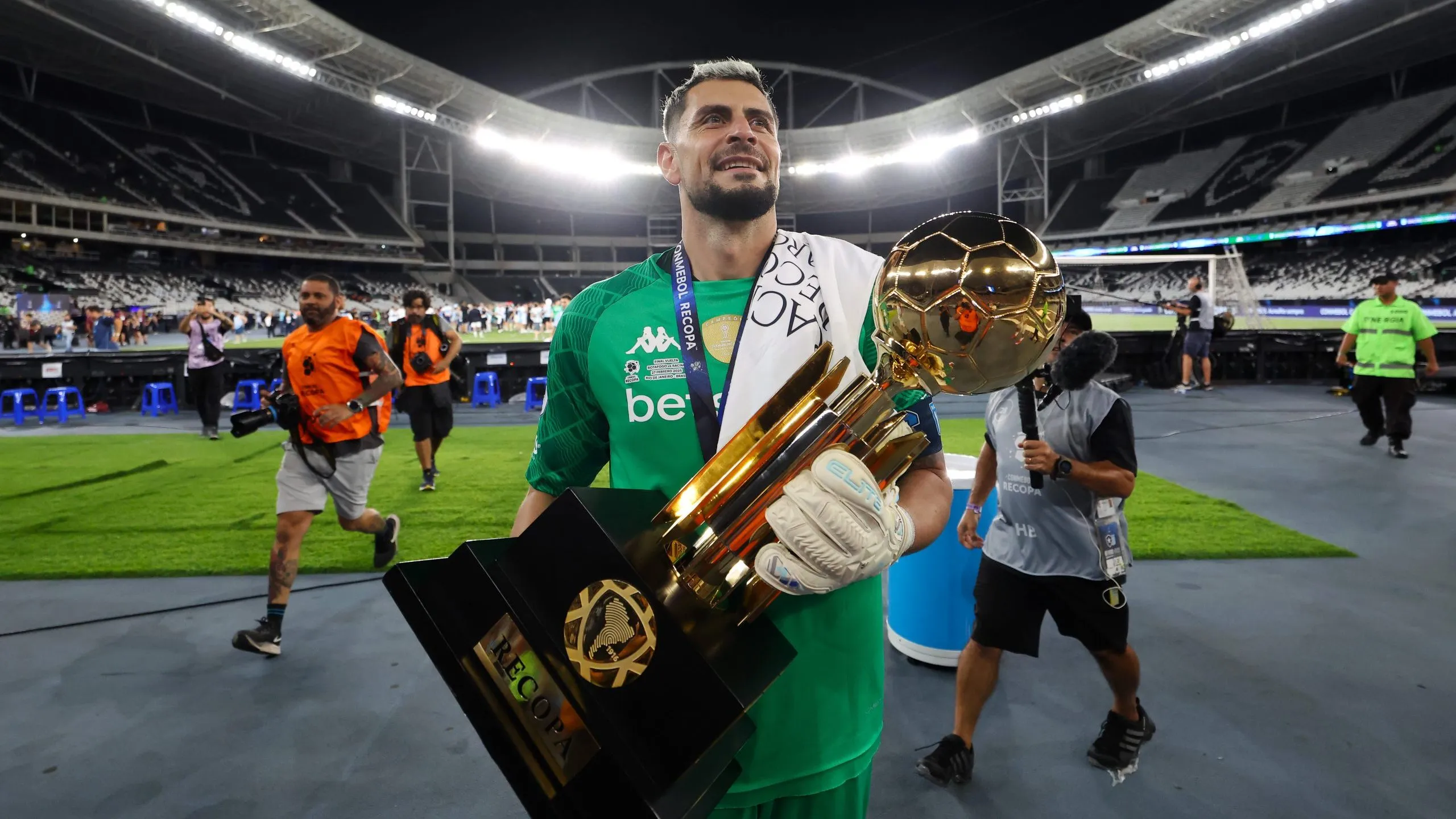 Gabriel Arias suena fuerte para ser nuevo arquero de Colo Colo. (Foto: Wagner Meier/Getty Images)