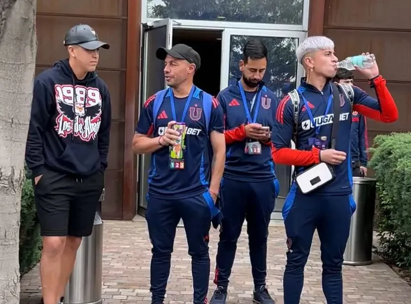 Marcelo Morales junto a Marcelo Díaz y Maximiliano Guerrero | FOTO: X @conexionazulcl