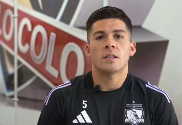 Víctor Felipe Méndez en la previa del partido de Colo Colo vs Deportes Limache. (Foto: Captura)
